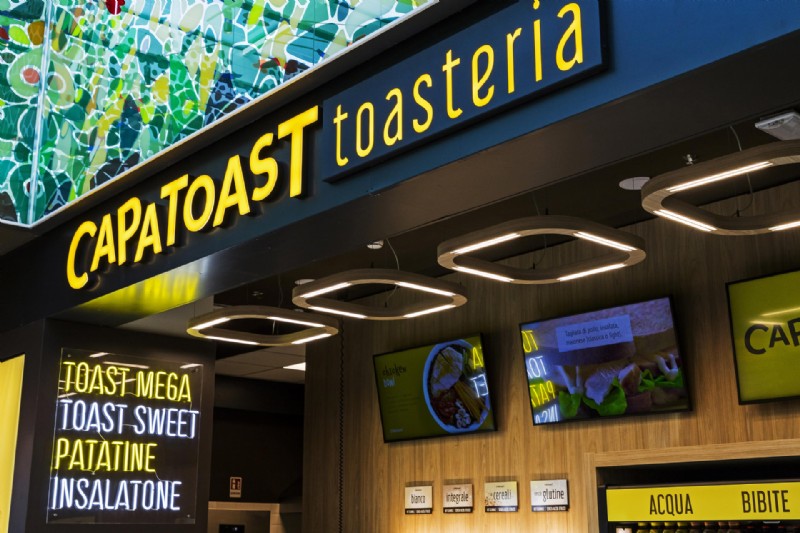 CAPATOAST - Rome, Maximo Shopping Center