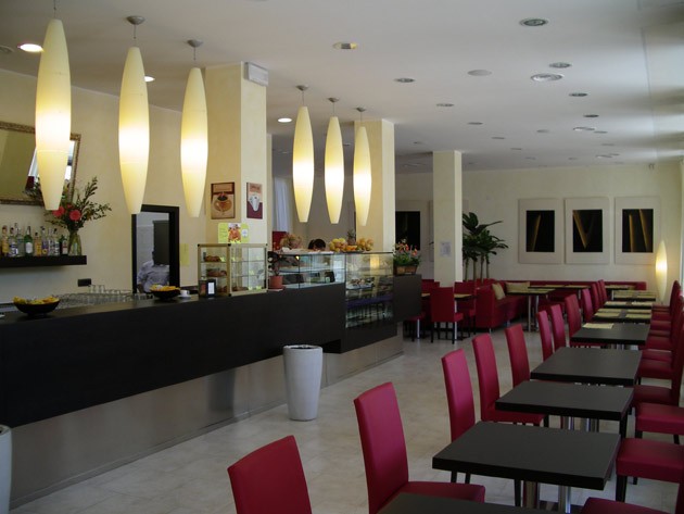 BAR DIOR - Milan