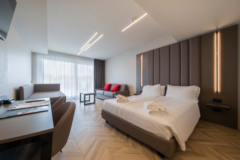AURORA ApartHotel - Peschiera del Garda