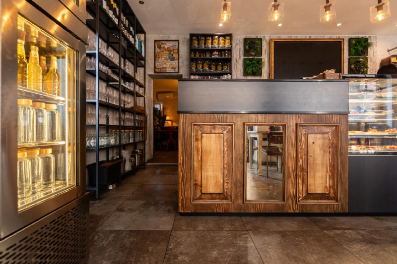 CORNER BAR nel centro di Bologna, a due passi da Porta Saragozza